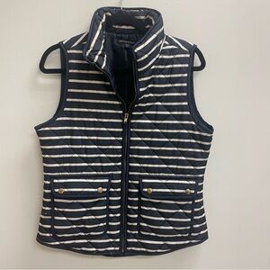 British Khaki Women’s Quilted Vest in Navy Blue & Cream Stripe Size Medium